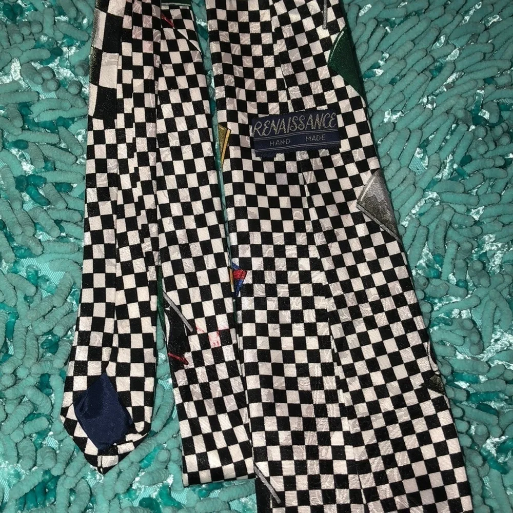 Renaissance Tie